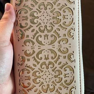 Brighton wallet
